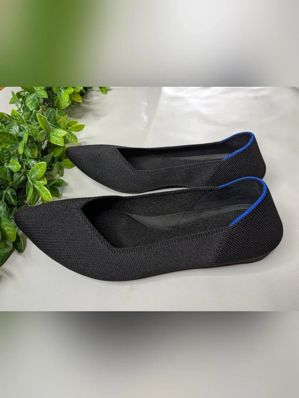 Rothys Pointed Toe Flats Black Size 8.5